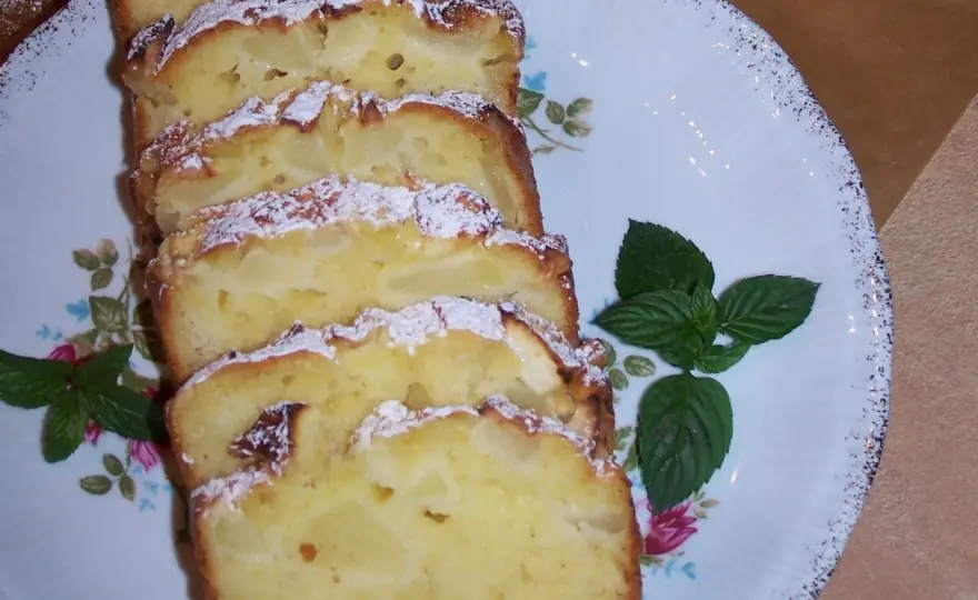 Prosty przepis na ciasto z kefirem, które zachwyci Twoich gości