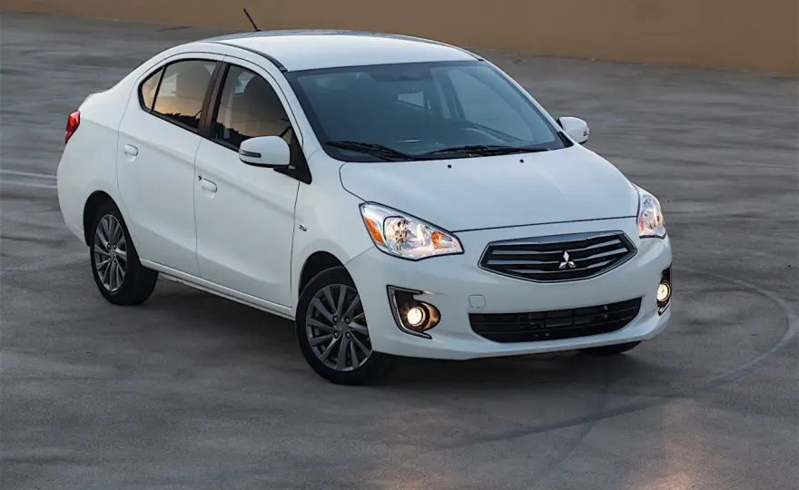 Mitsubishi Mirage - Czy ten hatchback ma jeszcze sens?