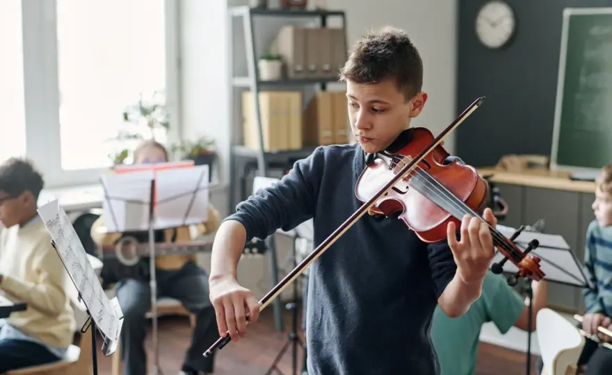Fortissimo (ff) w muzyce - jak grać głośno z kontrolą?