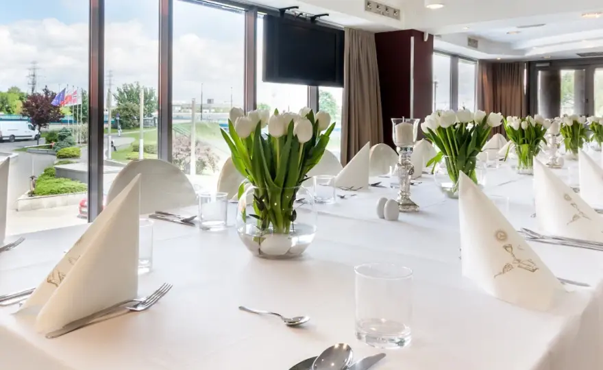 Ile trwa komunia w restauracji - Ile godzin warto zarezerwować?