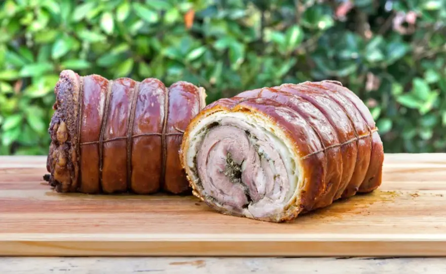 Porchetta - Co to jest i dlaczego to nie zwykła pieczeń?