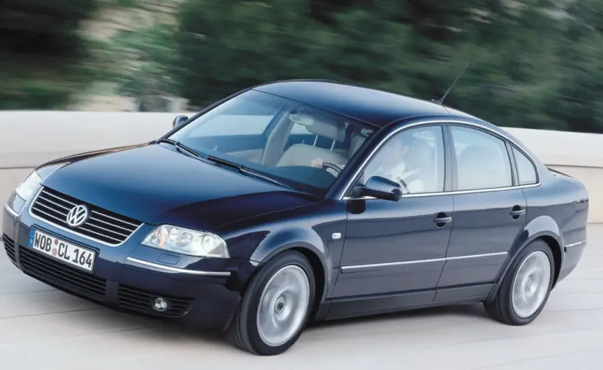 Passat W8 - Czy warto kupić? Analiza wad, zalet i kosztów