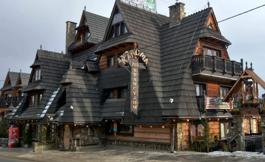 Gdzie zjeść w Bukowinie Tatrzańskiej? Najlepsze restauracje i dania