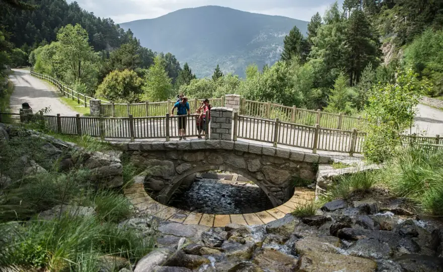 Camí de les Pardines - Tu ruta fácil al lago de Engolasters