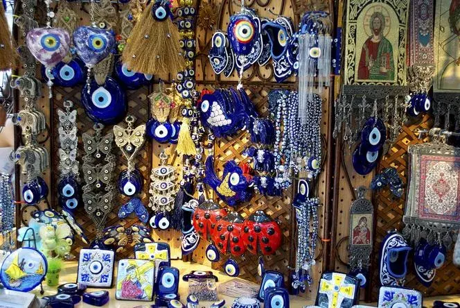 Co warto przywieźć z Turcji? Odkryj nieznane skarby i pamiątki