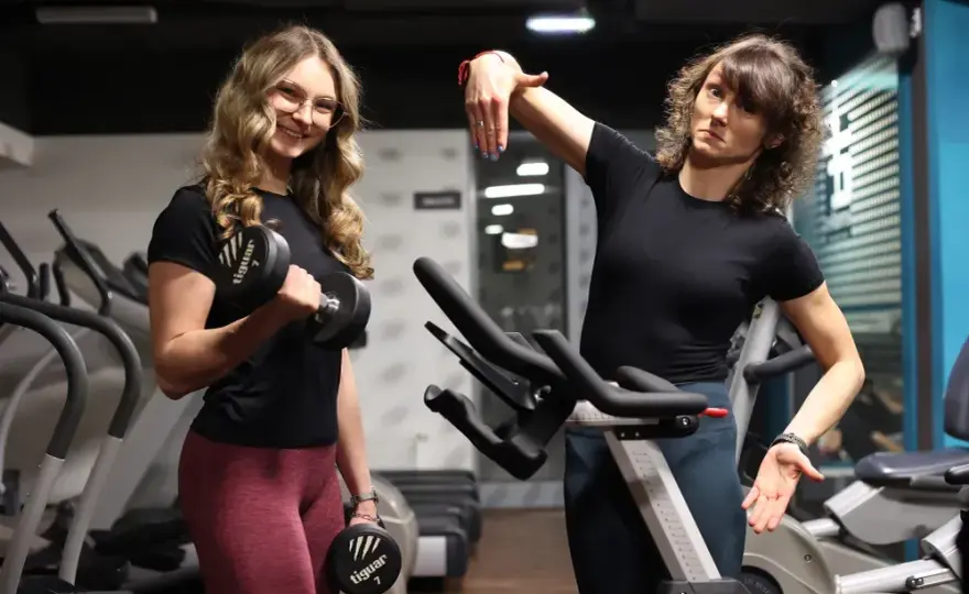 Jak skutecznie połączyć trening cardio i siłowy dla najlepszych efektów
