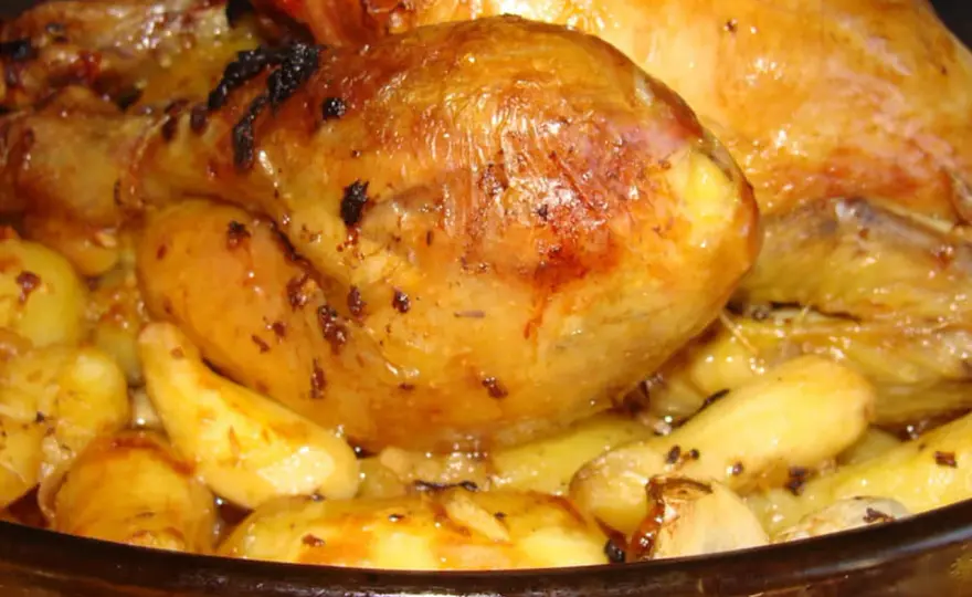 Poulet rôti aux pommes de terre, la méthode pour tout réussir