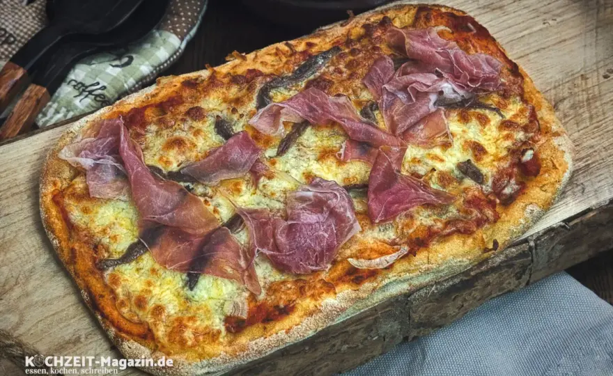 Pinsa backen - So gelingt sie perfekt im Haushaltsofen
