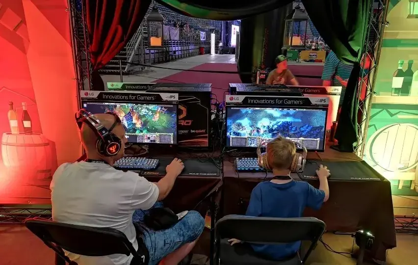 Wersja cyfrowa gry co to znaczy? Różnice, zalety i jak kupić