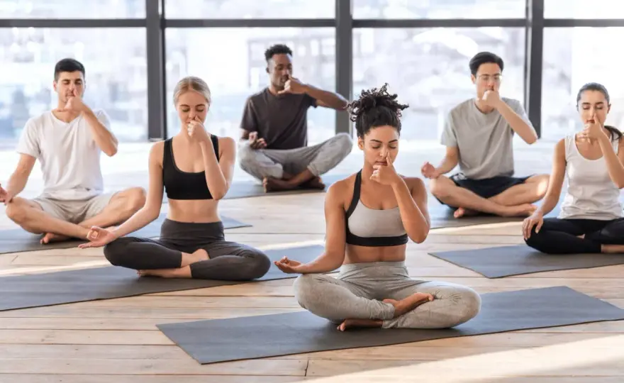 Pranayama - spokojny oddech zamiast siłowego treningu płuc