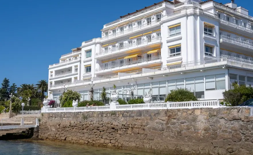 Balneario Isla de la Toja: experiencias únicas y tratamientos revitalizantes