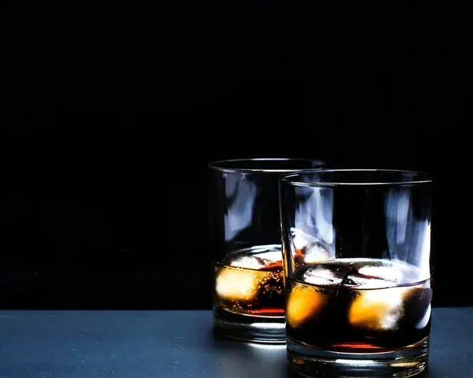 Czy przy nadciśnieniu można pić alkohol? Sprawdź, co musisz wiedzieć