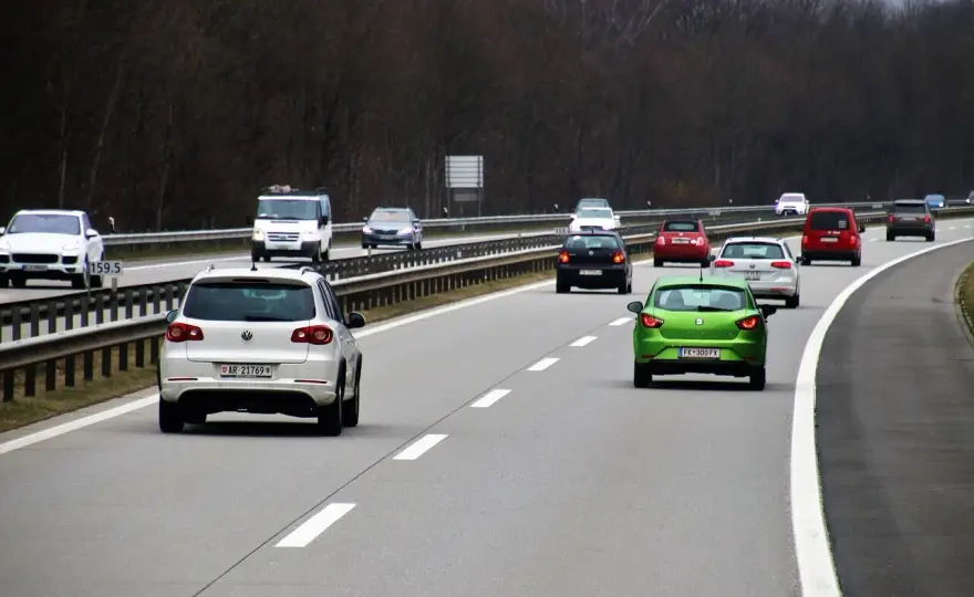Jaki mandat za wymuszenie pierwszeństwa - Sprawdź kary i punkty karne