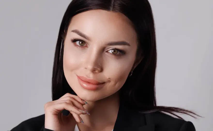 Portret studyjny - Jak ustawić światło i uniknąć typowych błędów?