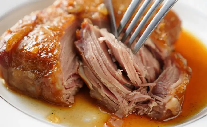 Rouelle de porc au four - Le secret d'une viande moelleuse