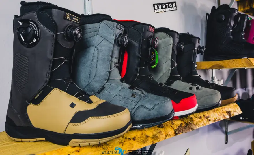 Buty snowboardowe męskie - jak dobrać rozmiar, flex i uniknąć bólu?