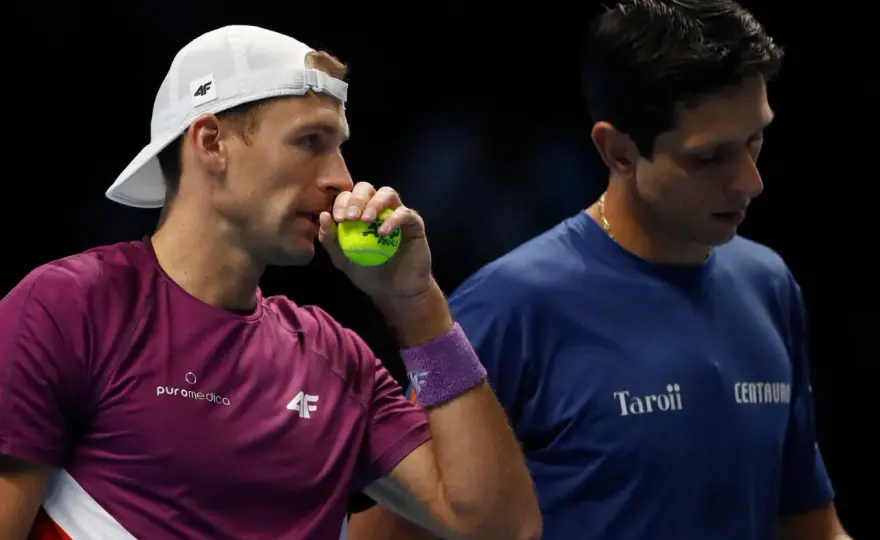 Hurkacz i Kubot: Wyniki meczów debla, analiza spotkań i osiągnięcia