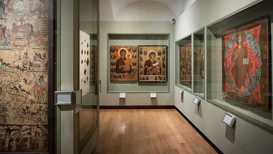 Malarstwo tablicowe: Historia, techniki i tajemnice sztuki średniowiecznej
