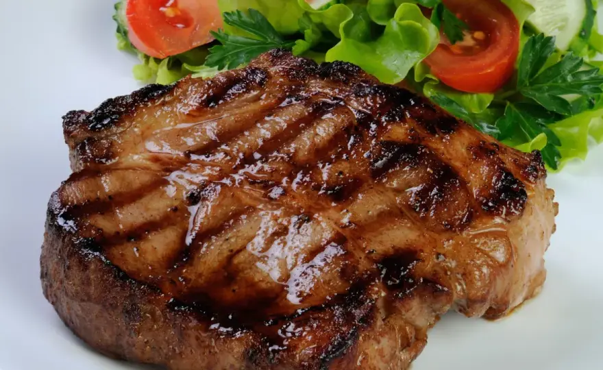 Bistecca di maiale perfetta - La guida per una carne succosa