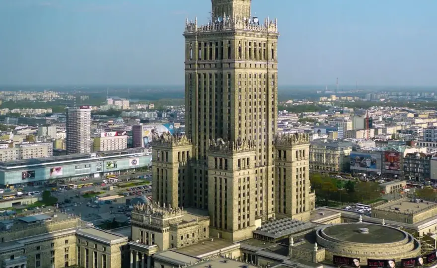Ile lat ma Pałac Kultury w Warszawie? Historia i znaczenie