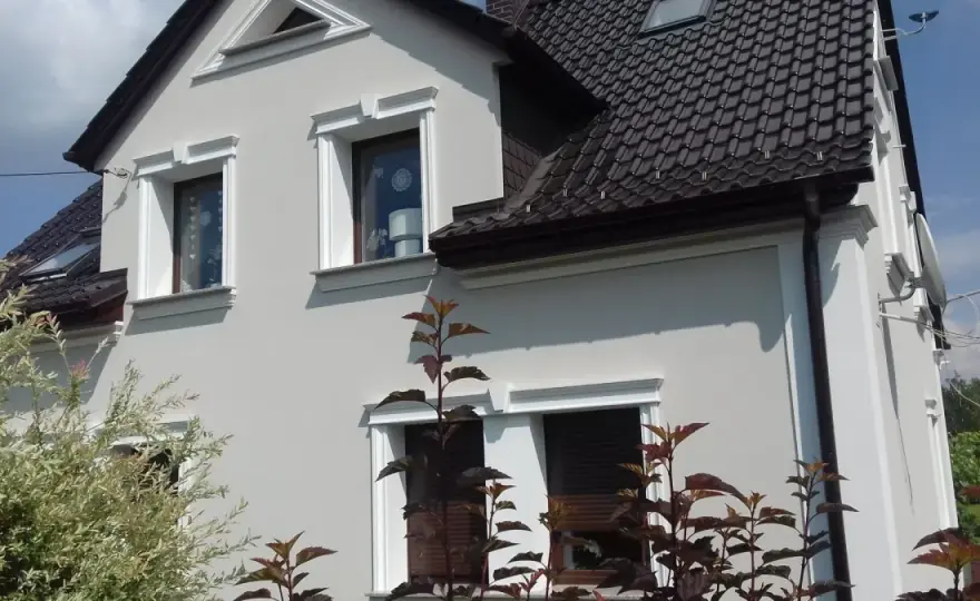 Dach antracyt - jakie elewacje wybierać, by uniknąć błędów?