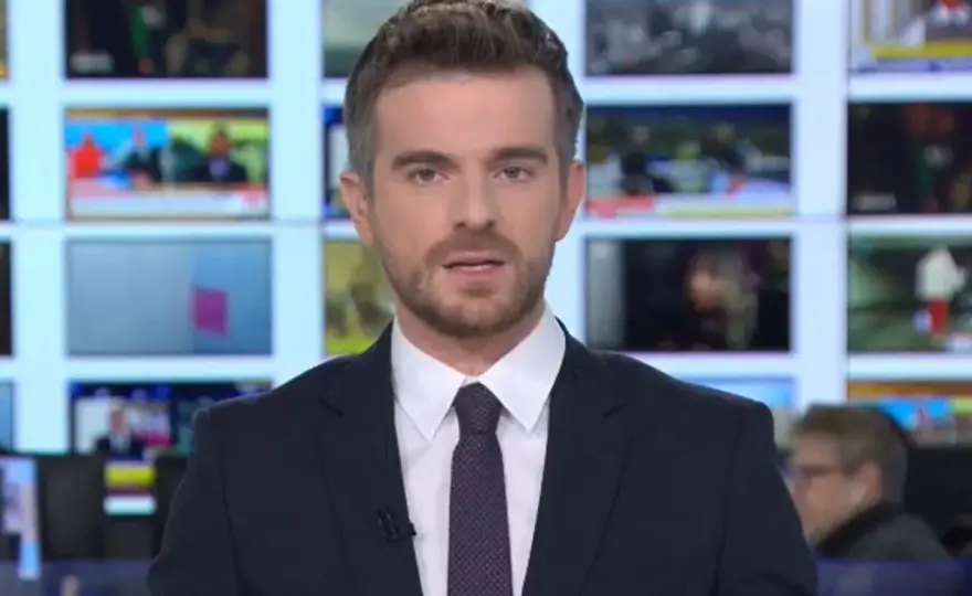 Łukasz Jedliński - życiorys i kariera. Co wiemy o dziennikarzu TVN24?