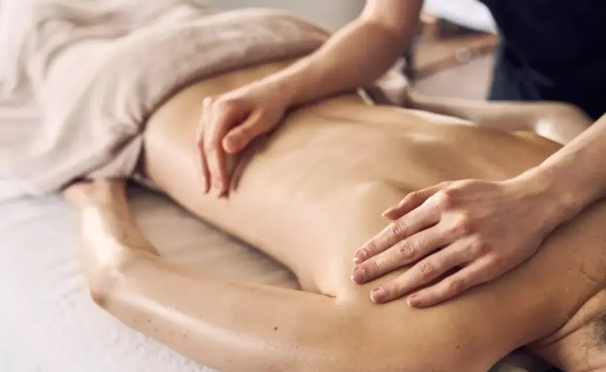 Jak przygotować się do masażu w spa? Pełen komfort i relaks!
