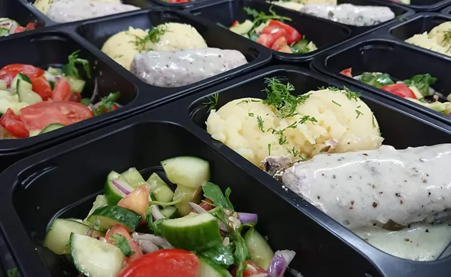 Catering "Wiesz Co Jesz" Łódź: Zdrowe posiłki dla firm i na eventy