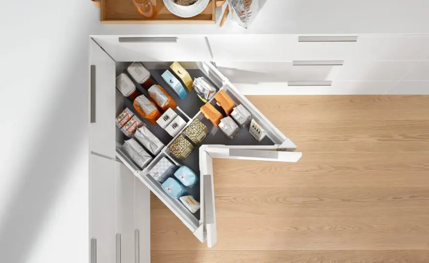 Jak zrobić szafkę narożną kuchenną? Kompletny przewodnik DIY!