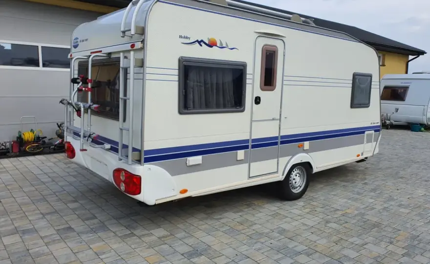 Hobby 460 UFe - czy ten układ ma sens na kempingu?