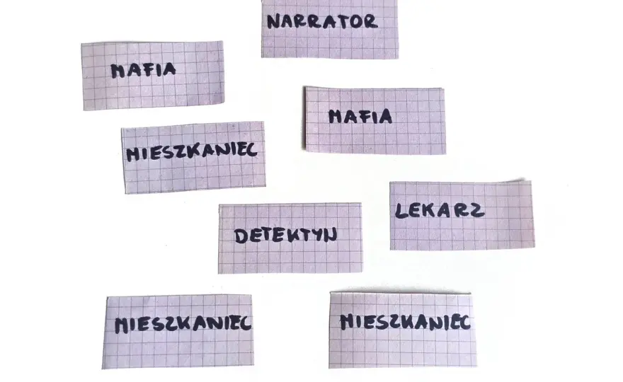 Mafia i gry z ukrytymi rolami - zasady, strategie, uniknij chaosu