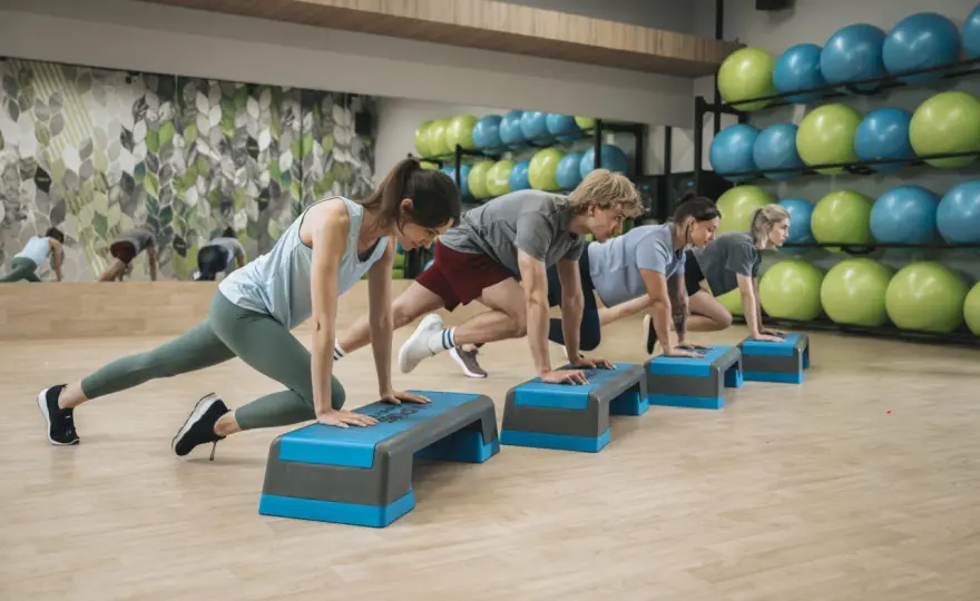 McFIT Mokotów: Cennik, godziny 24/7, sprzęt. Pełny przewodnik