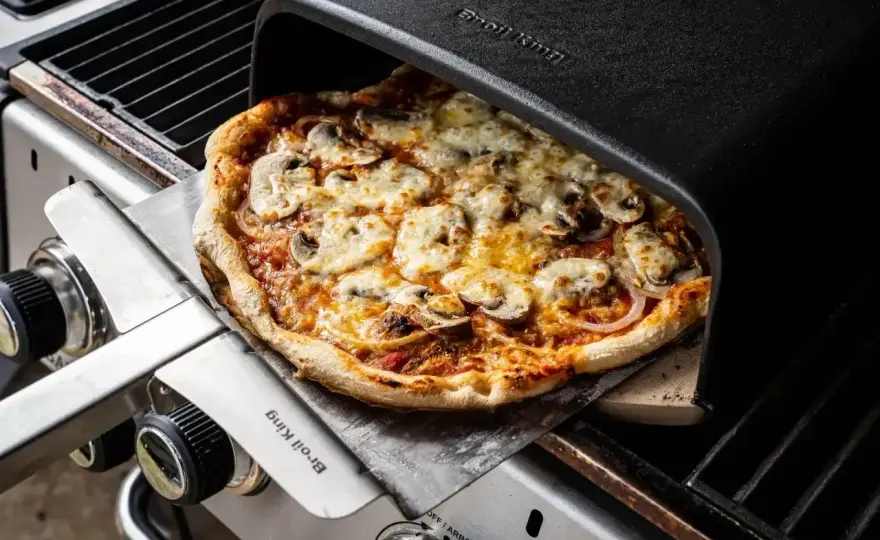 Ile piec pizzę w domu - Czas i temperatura dla chrupiącego spodu