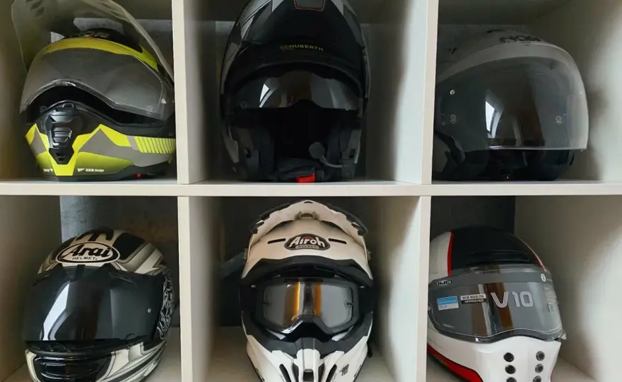 Jaki kask motocyklowy wybrać do miasta, trasy i terenu?