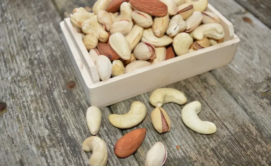 Ile kalorii mają pistacje? Zaskakujące fakty o ich wartości odżywczej