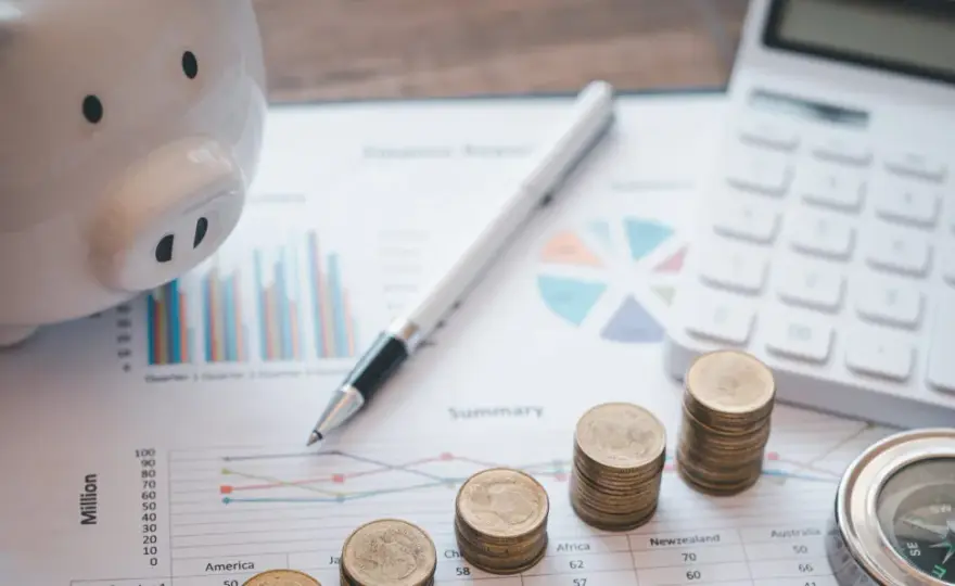 Finanse i rachunkowość - jak wybrać ścieżkę i ile można zarobić?