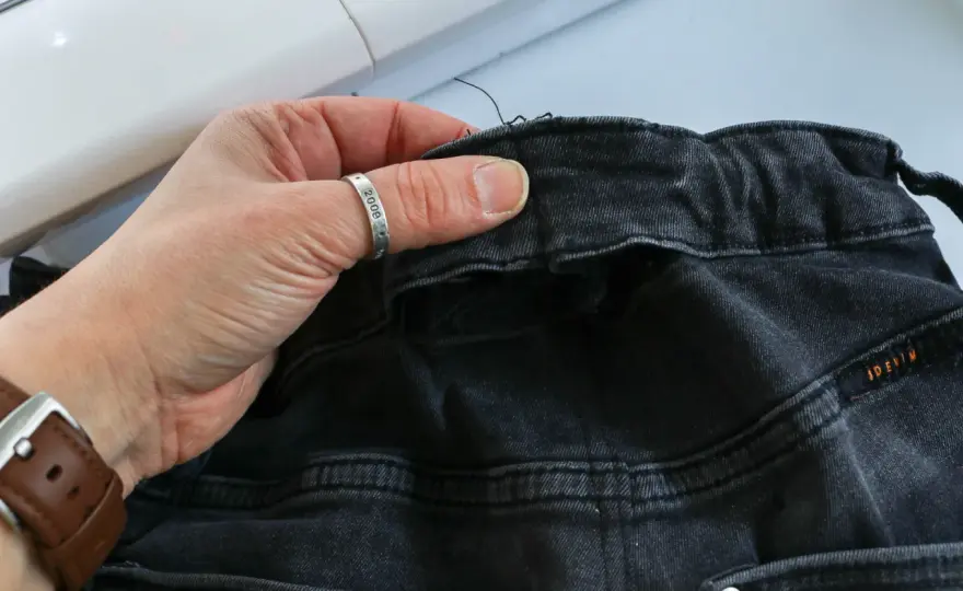 Lieblingshose zu weit? Hosen enger nähen einfach & professionell