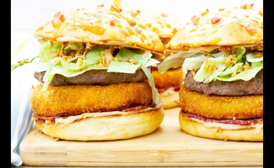 Burger Drwala: Jaki ser wybrać? Sekret idealnego kotleta