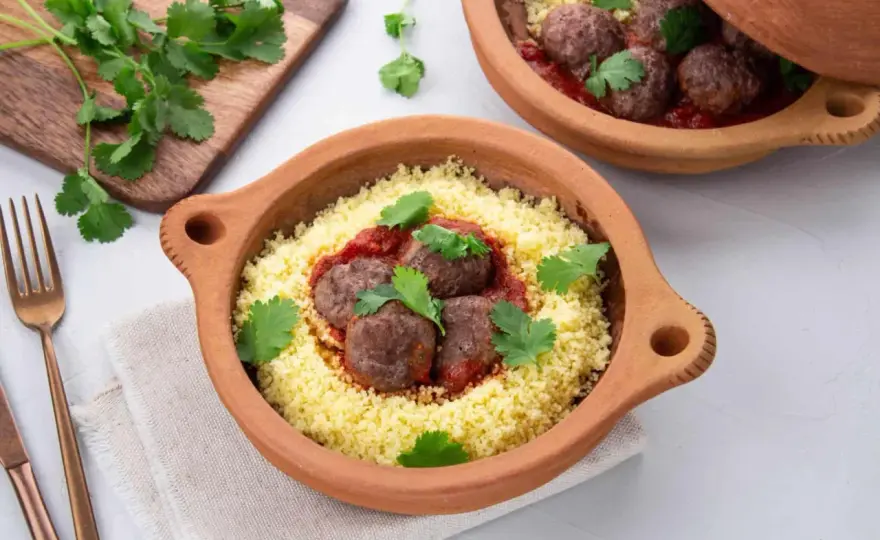 Boulettes de Bœuf en Sauce Tomate - La Recette Moelleuse