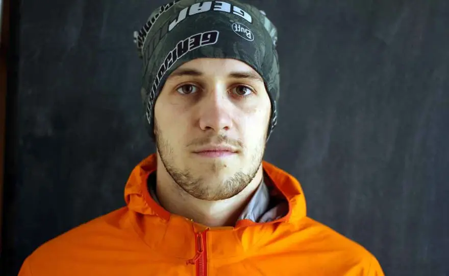 Chusta buff - jak wybrać materiał i nosić ją w terenie?