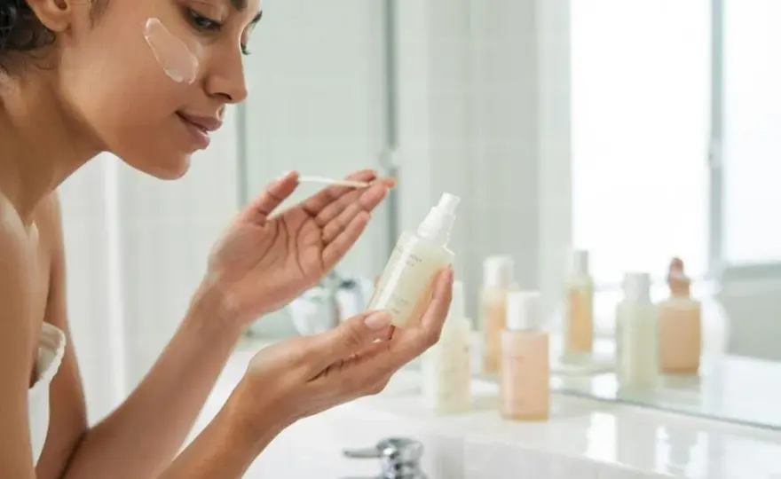 Jak często stosować serum do twarzy, aby uniknąć podrażnień?