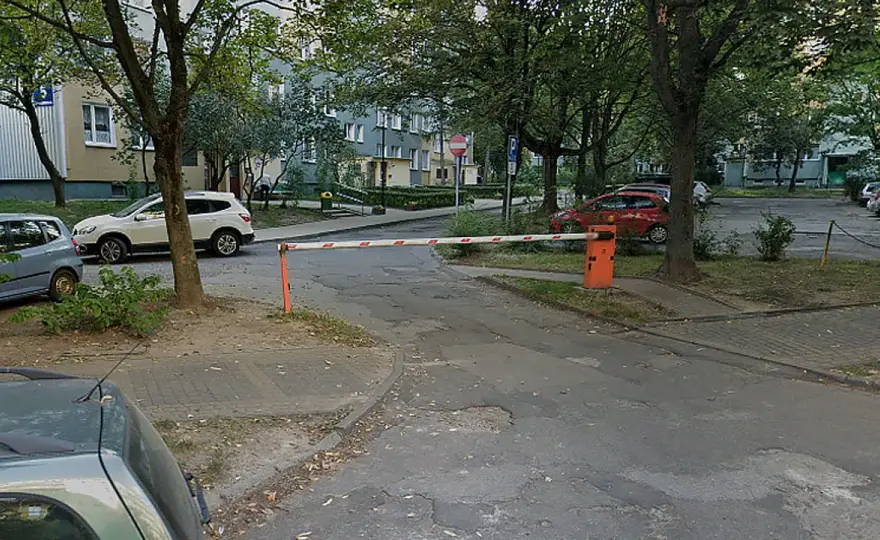 Jak otworzyć szlaban na osiedlu - sprawdź skuteczne metody i porady