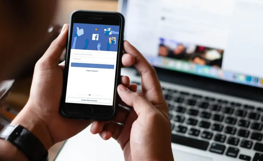 Jak stworzyć reklamę na Facebooku, aby przyciągnąć klientów i zwiększyć sprzedaż