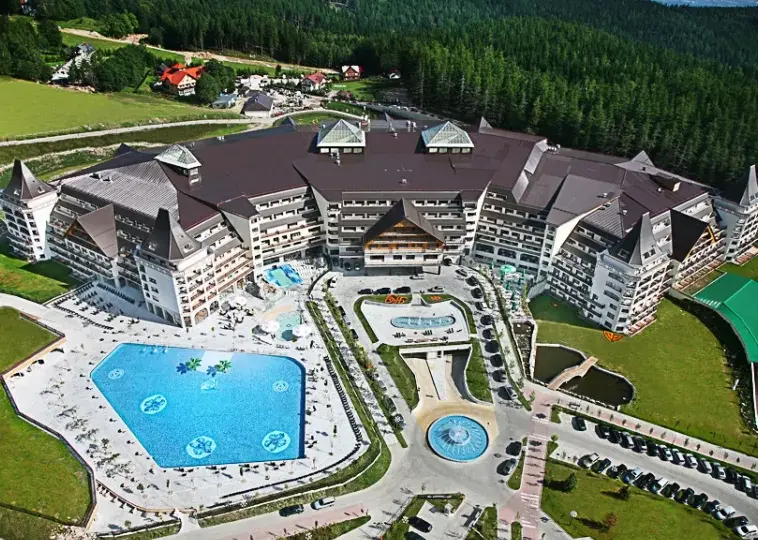 Ile jest pokoi w hotelu Gołębiewskim? Zaskakujące liczby i szczegóły