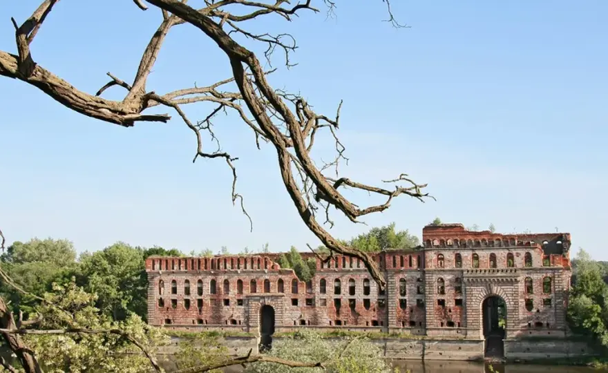 Modlin atrakcje: Odkryj niezwykłe miejsca i historię Twierdzy Modlin