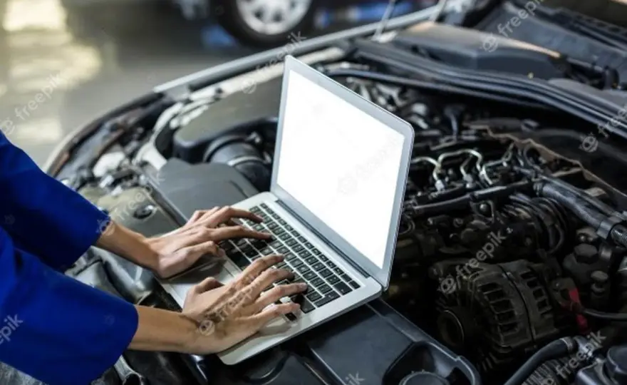 Chip tuning czy jest bezpieczny? Poznaj ryzyka i korzyści tej modyfikacji