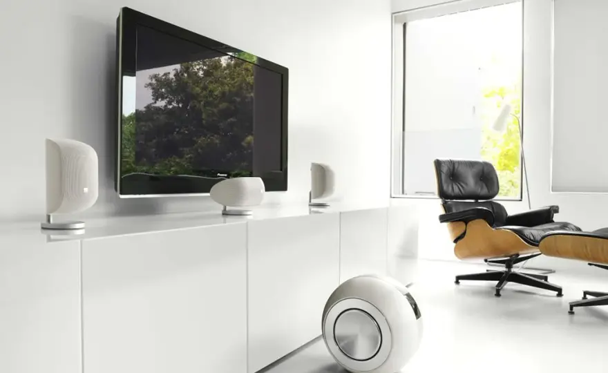 Jaki subwoofer do kina domowego – najlepsze modele dla audiofilów