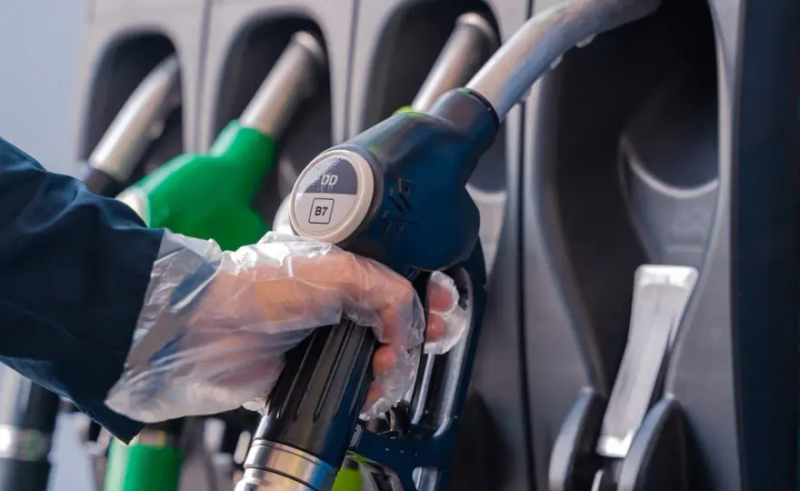 Czy on to diesel? Poznaj właściwości i zastosowanie oleju napędowego