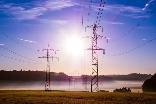 Prawo energetyczne a inwestycje w branżę OZE – dlaczego warto wspomóc się kancelarią prawniczą?
