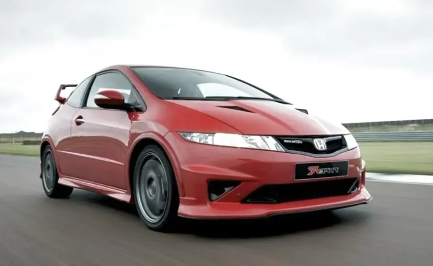 Honda Civic VIII Type R: Kompleksowy tuning dla entuzjastów mocy